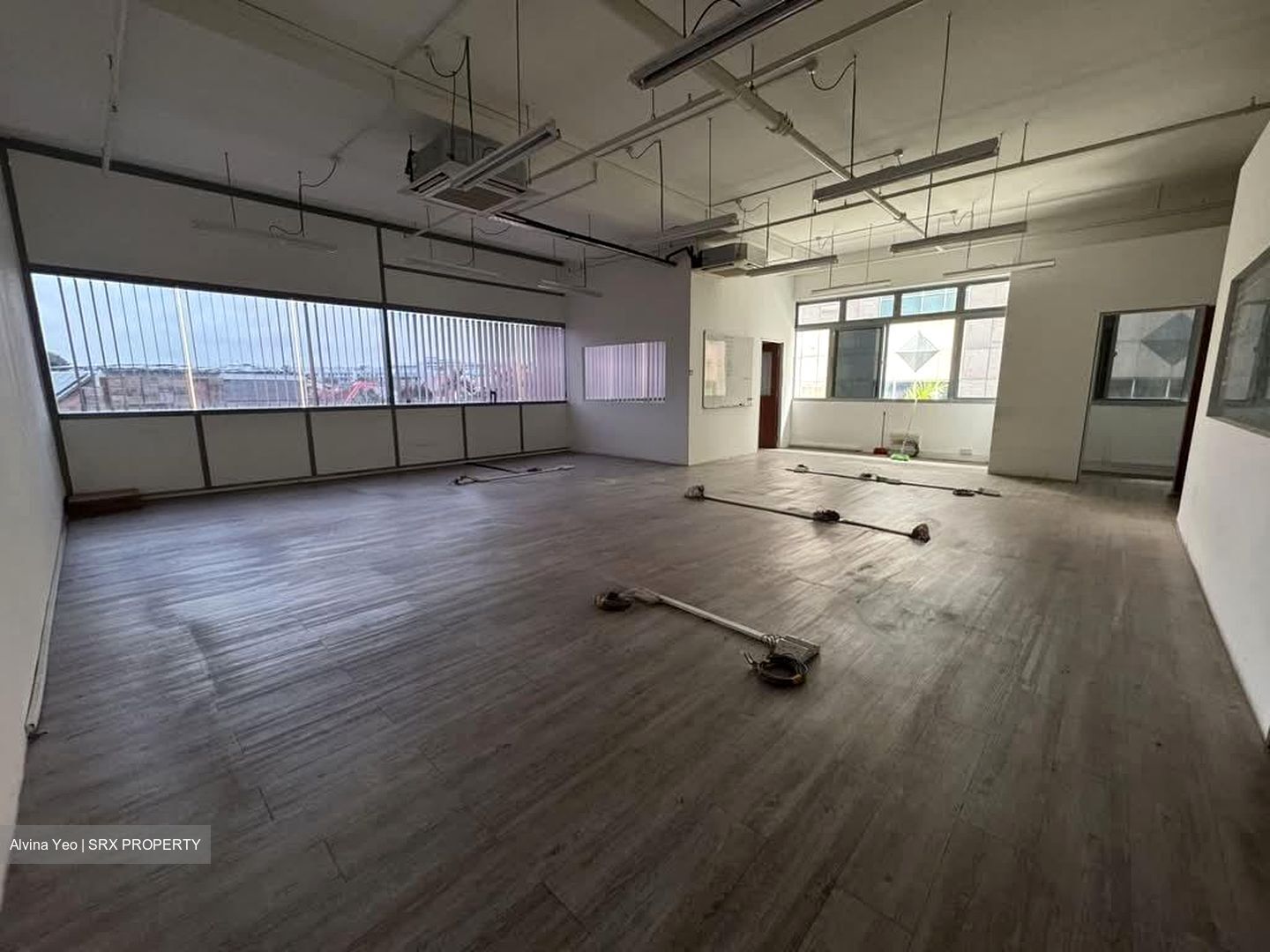 Solstice Business Center (D19), Factory #585381991